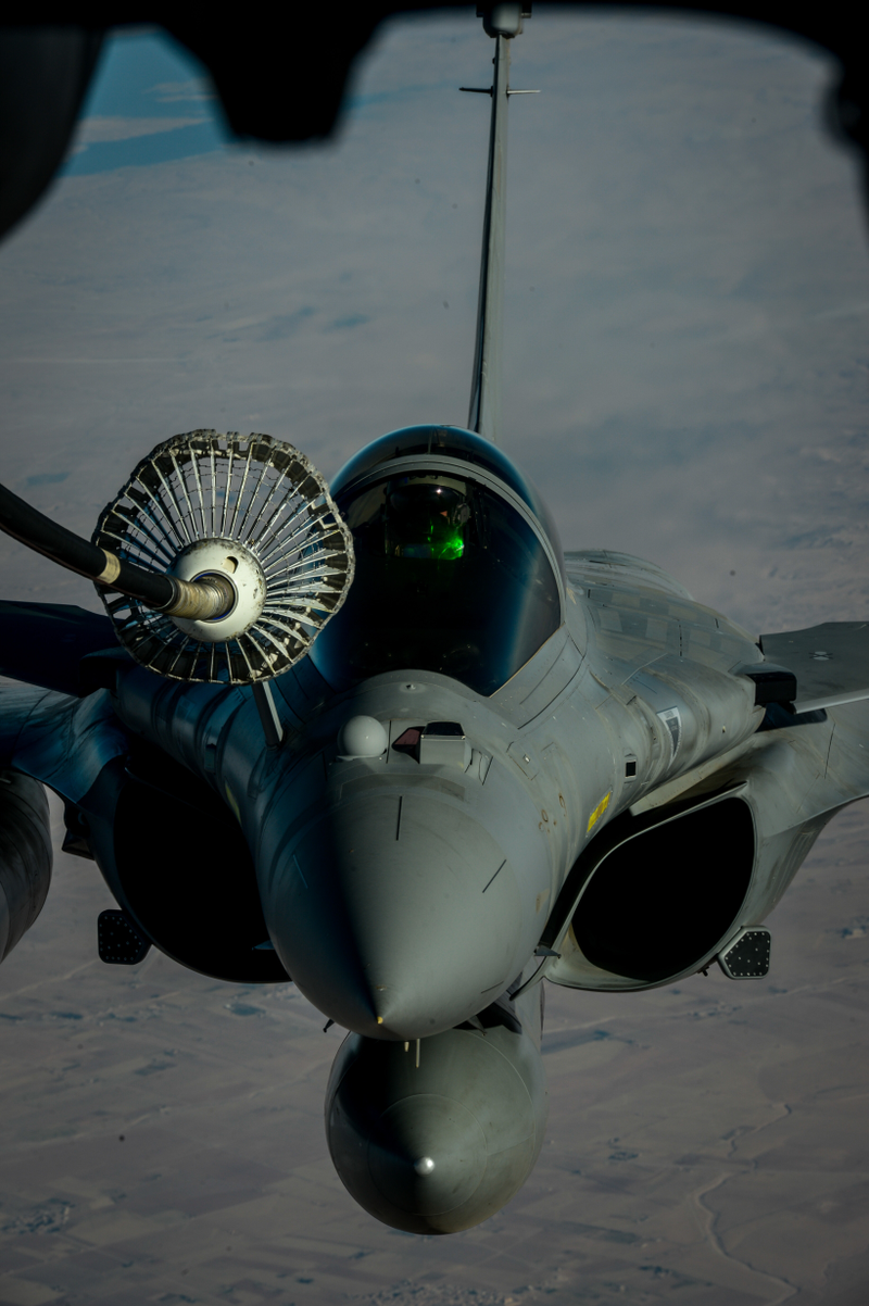 Round ball is the cover for the previously used IRST sensor, it wasn’t very good so for now they use the heat seeker from an onboard missile. Russians bought the French sensors for mucho money but they just got expired tech.